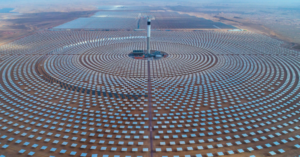 Lire la suite à propos de l’article Arrêt imprévu de la centrale solaire Noor III à Ouarzazate, causant une perte de 47 millions de dollars
